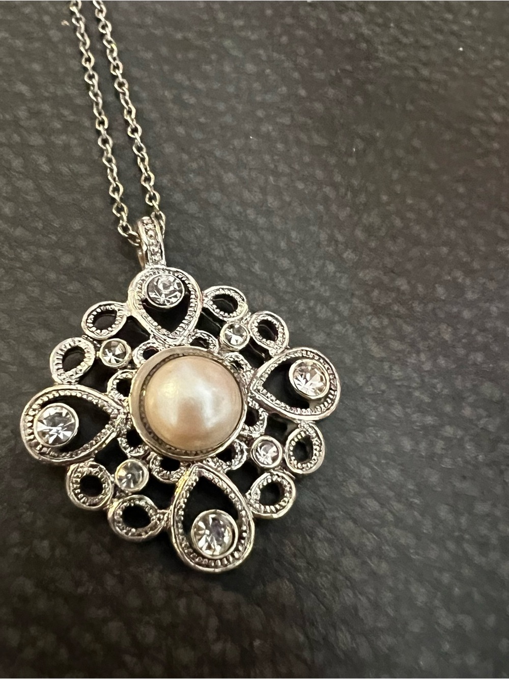 Silver-Tone Pearl & Crystal Filigree Pendant Necklace - White